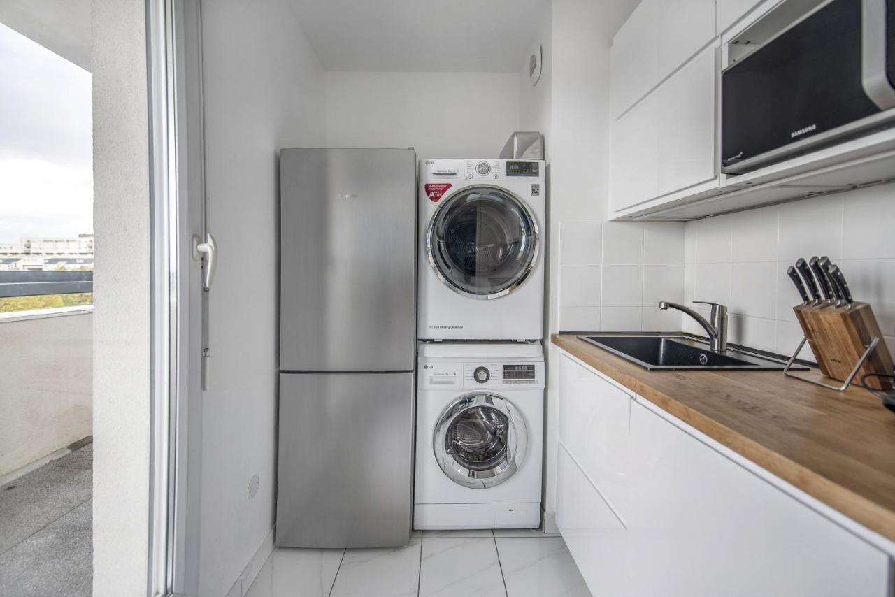 Bel Appartement De 2 Chambres A 40 Min De Paris Courcouronnes Bagian luar foto